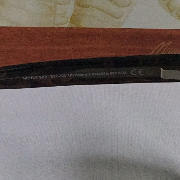 MAUI JIM SUNGLASSES LADIES. - Picture 5 of 8